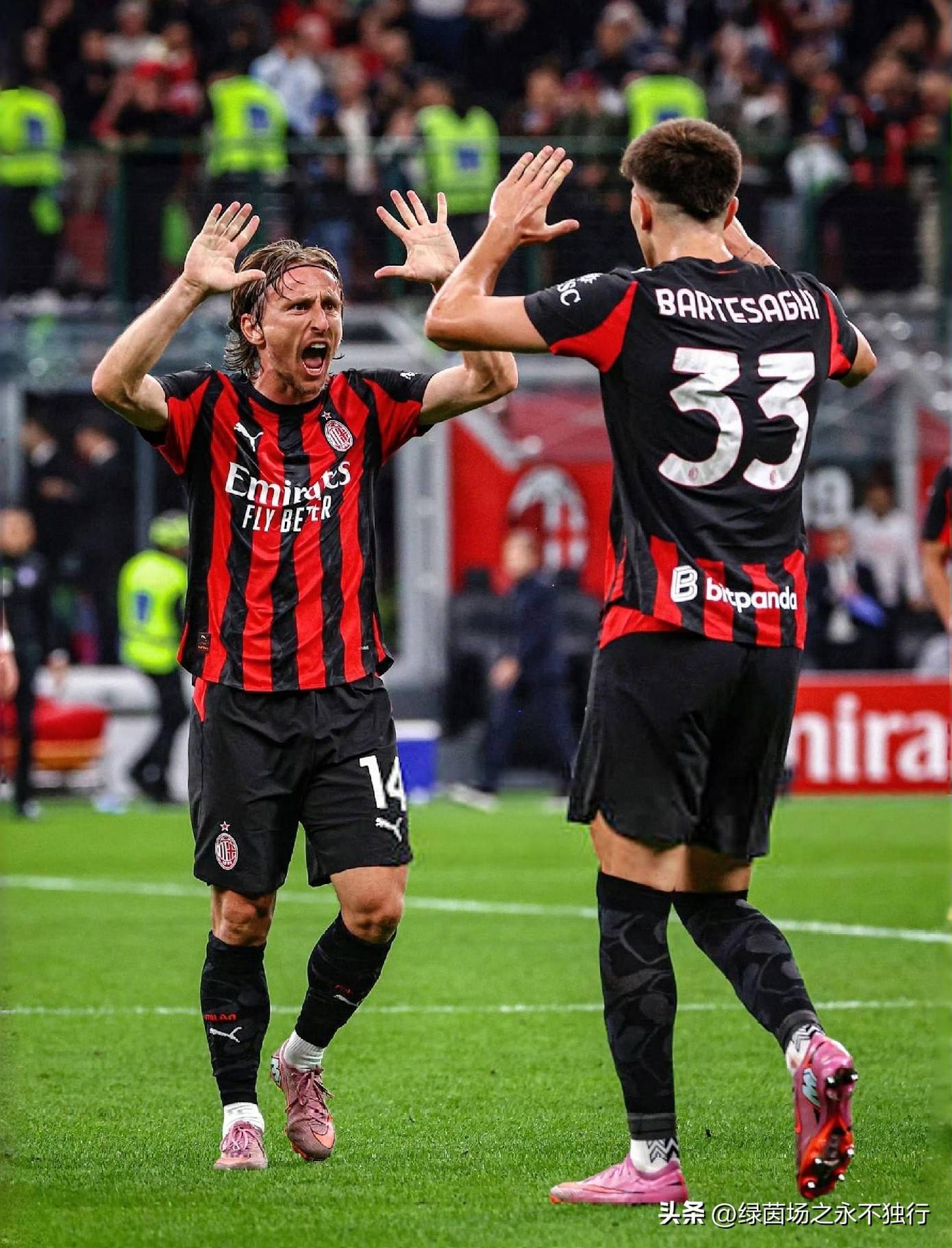 AC米兰发布备战花絮;今夜官宣签约;NBA总决赛任务艰巨;更衣室氛围转暖的简单介绍-雷竞技在线入口